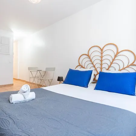 Le Petit Panier Bed & Breakfast